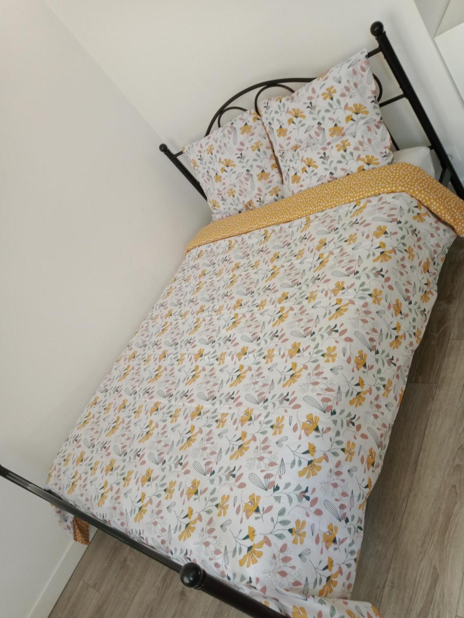 Joli Apartment Clichy Bagian luar foto